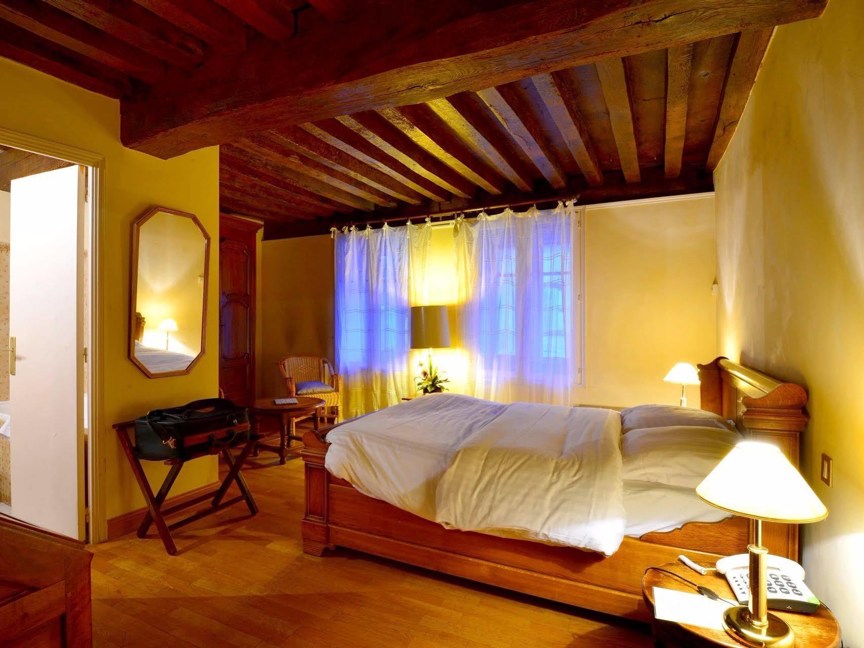 Chez Camille Hotel Arnay-le-Duc Exterior photo